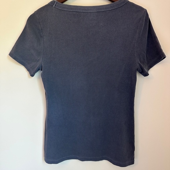 Old Navy Rib-Knit Scoop-Neck T-Shirt – Blue – Size L – Gently Used - Picture 4 of 5